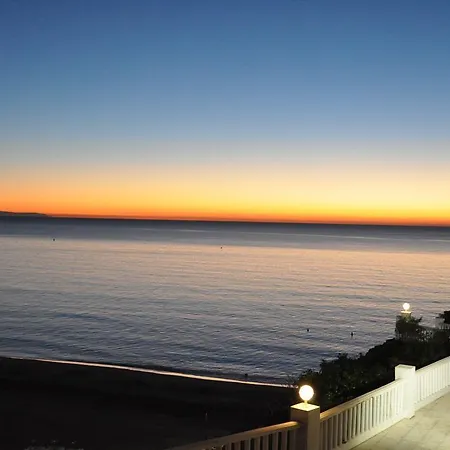 Apartment Front Beach